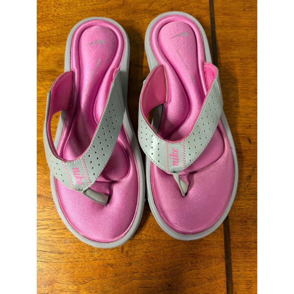 Nike Womens 9 Pink Grey Comfort Footbed Thong Flip Flop Sandals Sporty Casual